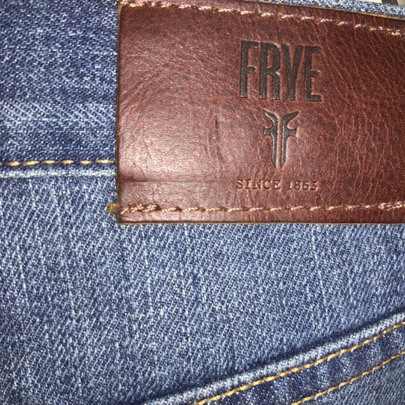 Frye denim mini skirt waist Sz 30 distressed raw hem - Picture 3 of 6